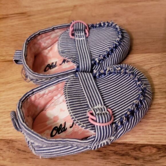 Old Navy Baby Girl Loafers - Picture 2 of 5